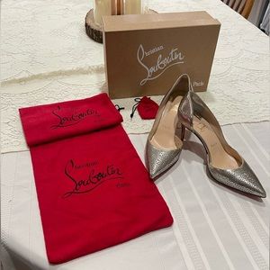 Christian Louboutin Galu Pumps Gold Ivory Pumps size 37eu/6.5us woman’s